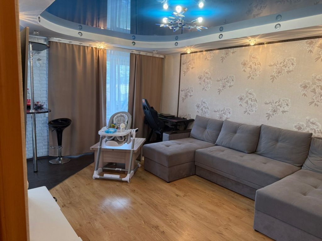 Продам 2-комн. квартиру по ул. Животноводов, 5, Краснотурьинск, ул. Животноводов, 5