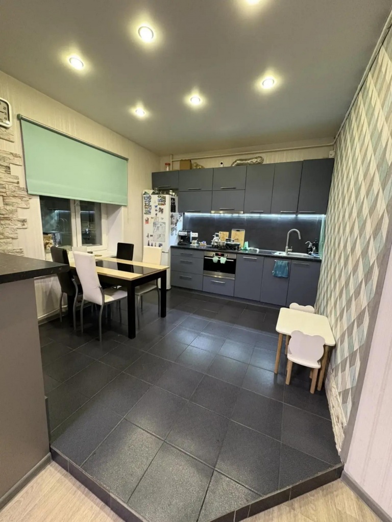 Продам 2-комн. квартиру ст.типа по ул. Карла маркса, 24, Краснотурьинск, ул. Карла Маркса, 24