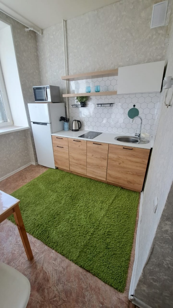 Продам 1-комн. квартиру ст.типа по ул. Молодежная, 5 "Дворянское гнездо", Краснотурьинск, ул. Молодежная, 5