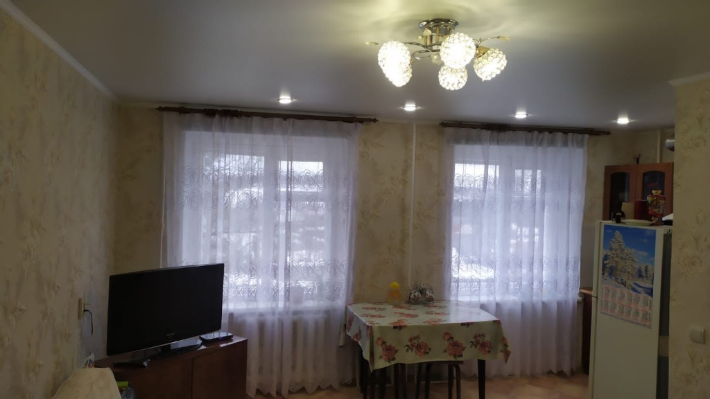 Продам 2-комн. квартиру по ул. Животноводов, 5, Краснотурьинск, ул. Животноводов, 5
